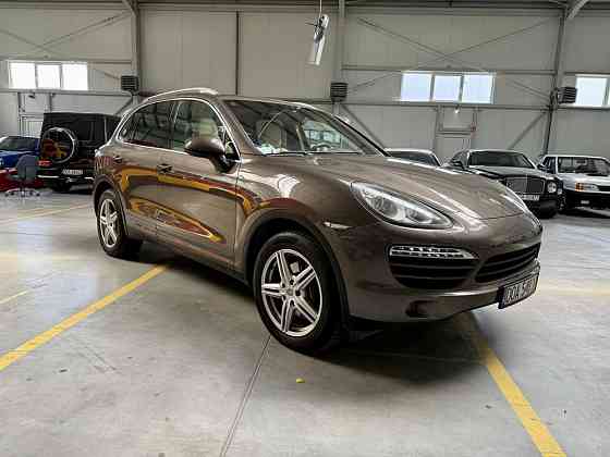Porsche Cayenne - niezawodny SUV z bogatym wyposażeniem Oława