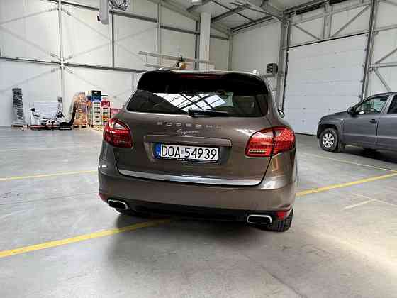 Porsche Cayenne - niezawodny SUV z bogatym wyposażeniem Oława