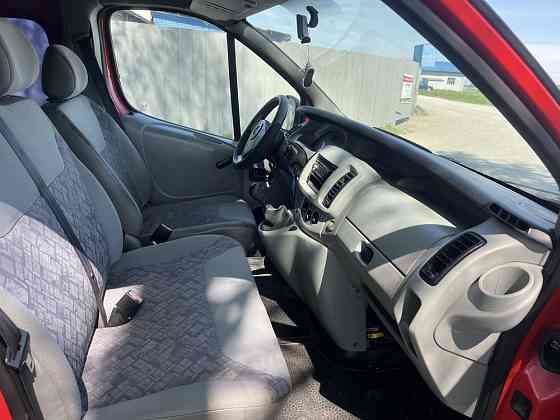 Opel Vivaro Long 9 osób, sprawny, gotowy do jazdy Tarnow