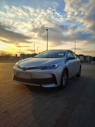 Toyota Corolla 2017 - niski przebieg, pierwszy właściciel Warszawa - photo 6