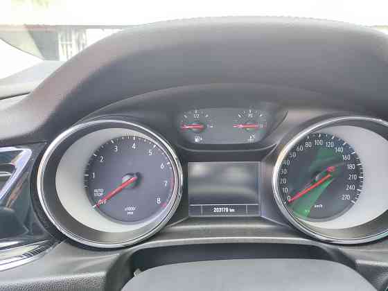 Opel Insignia 1.5 Turbo 165 KM - Hatchback, manualna Warszawa