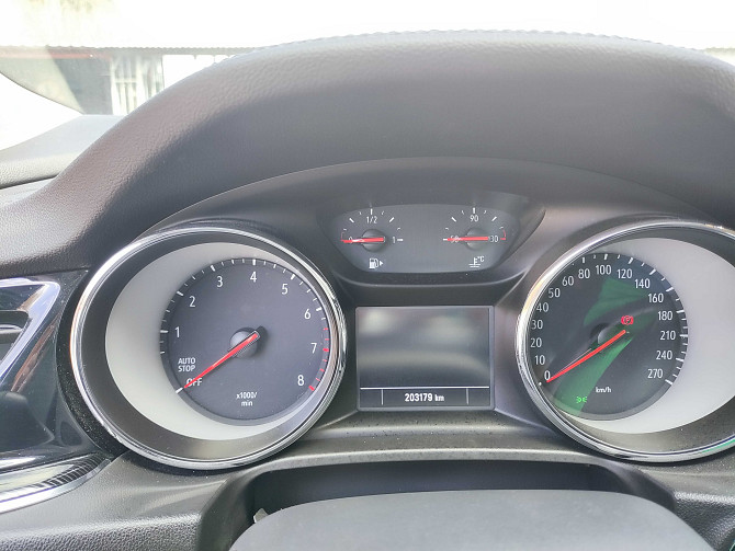 Opel Insignia 1.5 Turbo 165 KM - Hatchback, manualna Warszawa - photo 5