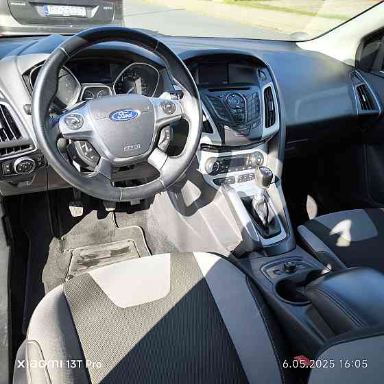 Ford Focus 1.0 EcoBoost 2012 – zadbany, uszkodzony, udokumentowany przebieg Warszawa