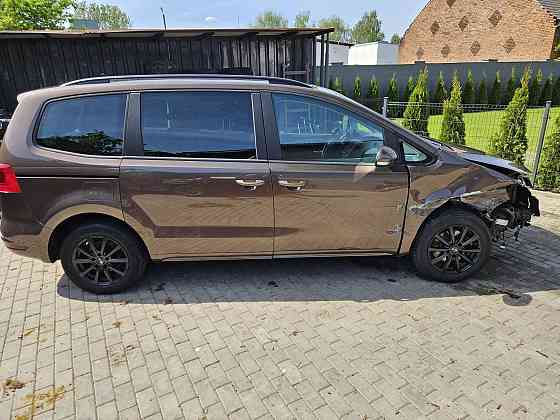 Volkswagen Sharan 2013 - uszkodzony, do rejestracji Warszawa