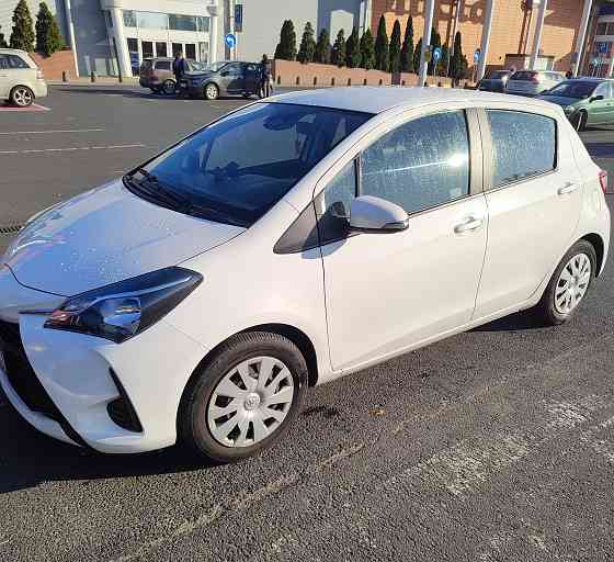 Toyota Yaris 2019, Benzyna, Sedan, Manualna Warszawa
