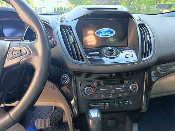 Ford Escape Titanium 2017 – bogato wyposażony SUV Warszawa