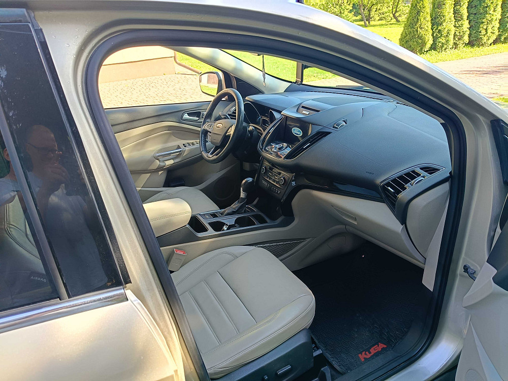 Ford Escape Titanium 2017 – bogato wyposażony SUV Varsovia - foto 4