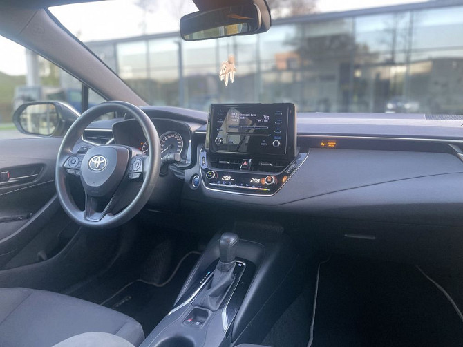 Toyota Corolla Hybrid 1.8 Kombi – świetny stan Warszawa - photo 1
