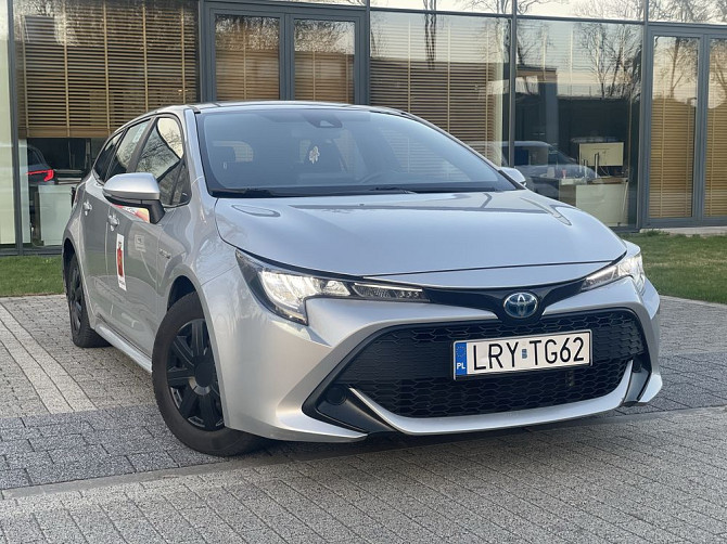 Toyota Corolla Hybrid 1.8 Kombi – świetny stan Warszawa - photo 3