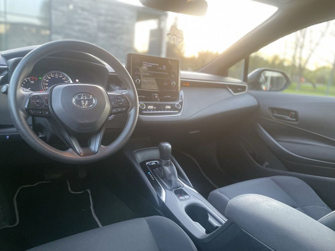Toyota Corolla Hybrid 1.8 Kombi – świetny stan Warszawa - photo 4