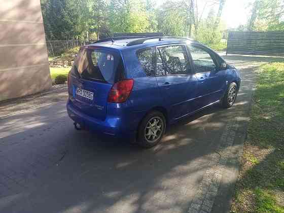Toyota Corolla Verso na sprzedaż – niezawodny hatchback Warszawa