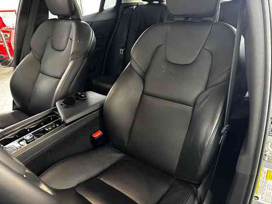 Volvo S60 2023 Benzyna Automat 4x4 Warszawa
