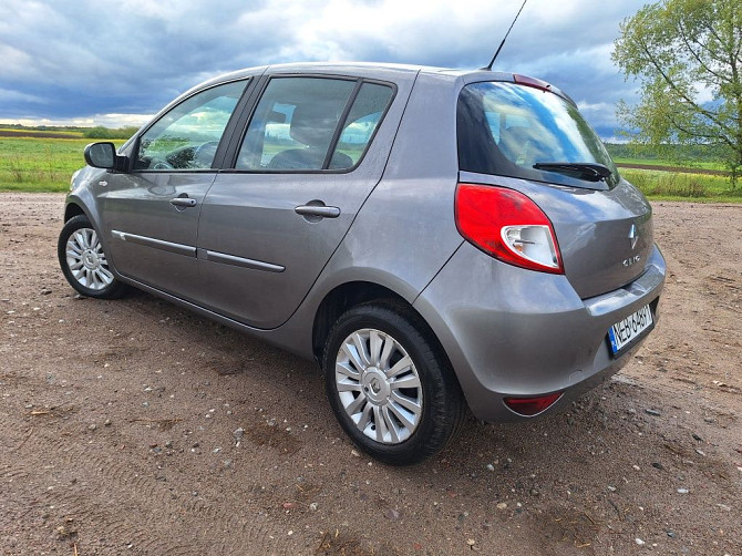 Renault Clio 3 2012 Benzyna, zadbane auto Warszawa - photo 1