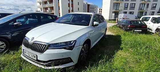 Skoda Superb 2021, uszkodzona, bogate wyposażenie Warszawa