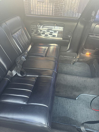 Lincoln Town Car - elegancka limuzyna na każdą okazję Orzesze - photo 2