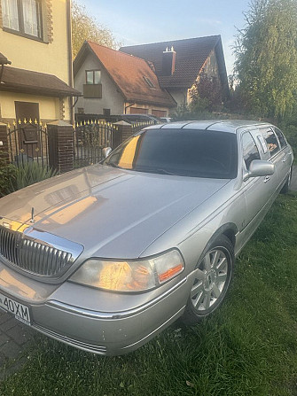 Lincoln Town Car - elegancka limuzyna na każdą okazję Orzesze - photo 4