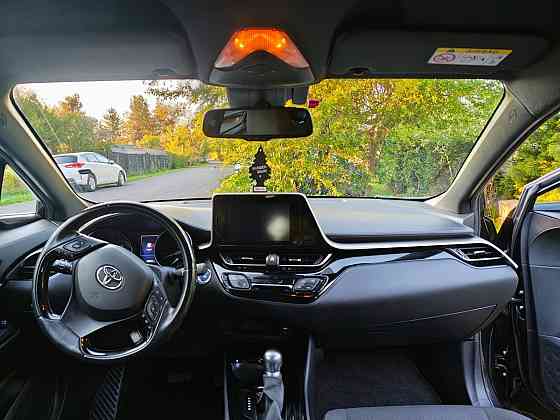 Toyota C-HR 1.8 Hybrid - bogate wyposażenie! Warszawa