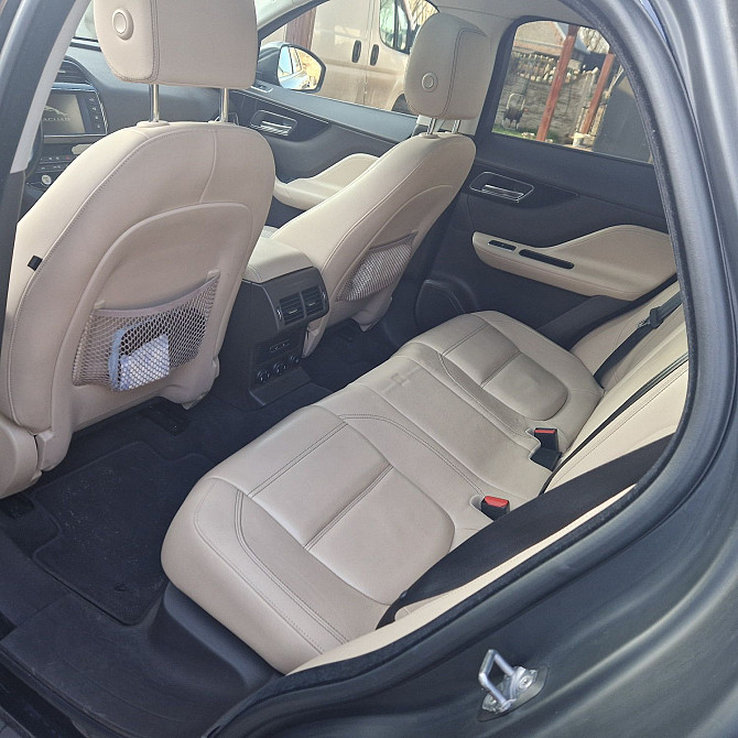 Jaguar F-Pace 2.0 D R-Sport - doskonały stan Warszawa - photo 3