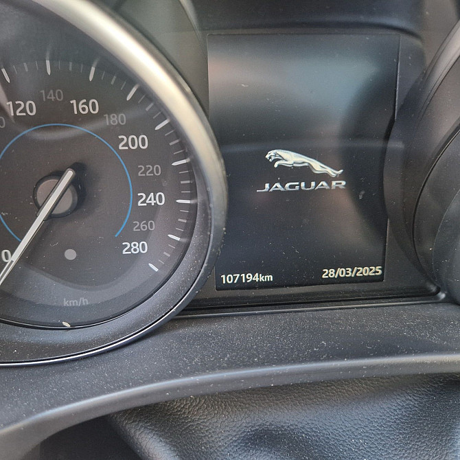 Jaguar F-Pace 2.0 D R-Sport - doskonały stan Warszawa - photo 2