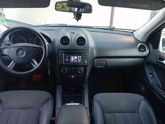 Mercedes-Benz ML 4Matic - SUV z mocnym silnikiem Warszawa