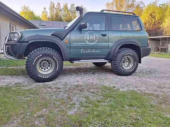 Nissan Patrol 2.8 Turbo Diesel, solidna jednostka, 4x4 Warszawa