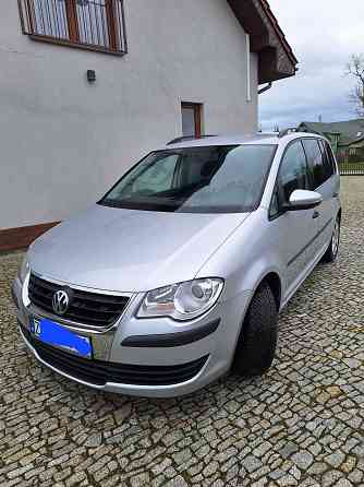 Volkswagen Touran 2010 - komfort i przestrzeń Warszawa