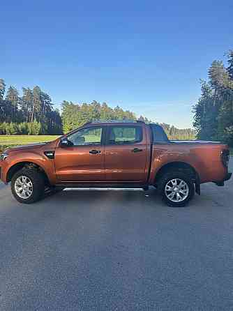 Ford Ranger Wildtrak - niezawodny terenowy pickup Warszawa