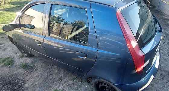 Fiat Punto 2 Lift z 2004 roku - LPG, hatchback Warszawa