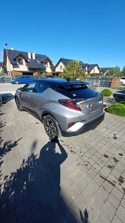 Toyota C-HR 1.8 Hybrid Selection – pełne wyposażenie, stan idealny Warszawa - photo 5