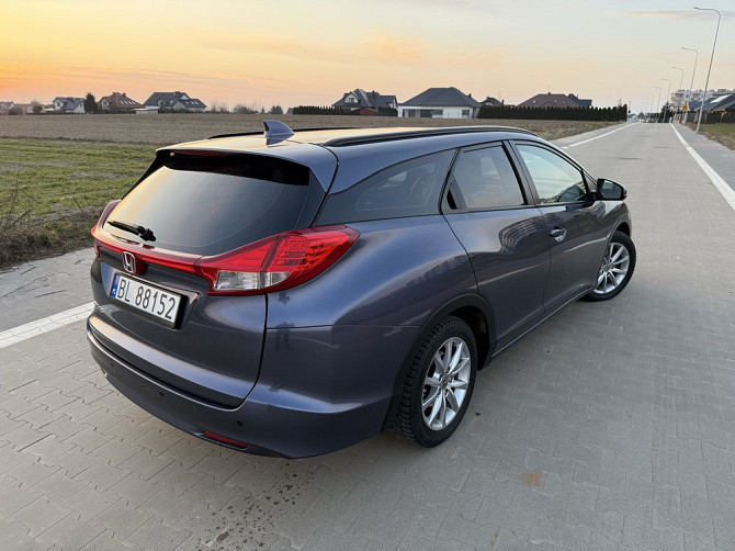 Honda Civic 1.8 Benzyna, świetny stan, serwisowany Srodmiescie - foto 3