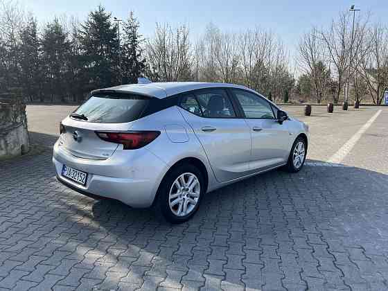 Opel Astra 2017 w dobrym stanie Warszawa