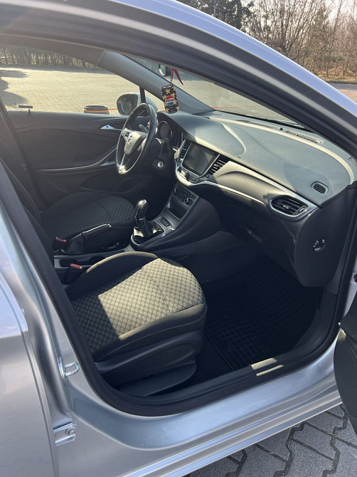 Opel Astra 2017 w dobrym stanie Warschau - photo 7