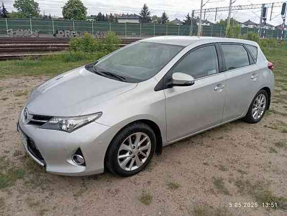 Toyota Auris Executive 1.6 132KM - Serwisowana, Kamera cofania, Tempomat Warszawa