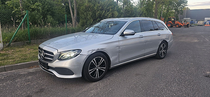 Mercedes W213 E 200 Diesel – komfort i nowoczesność Warszawa - photo 7