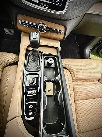 Volvo XC90 Inscription D5 AWD Śródmieście - photo 6