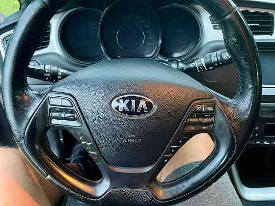 Kia Ceed 1.6 Diesel Kombi - Serwis ASO, bezwypadkowy Warszawa