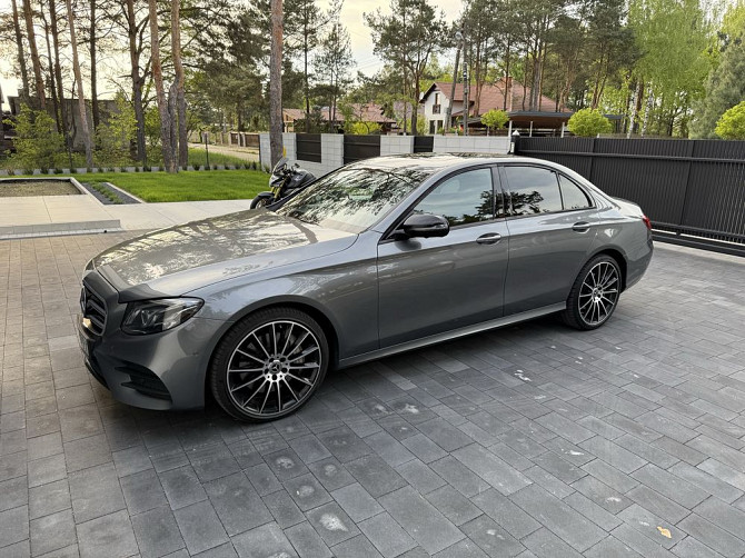 Mercedes E400d 4Matic - AMG, Webasto, Multibeam LED Rzeszow - photo 3
