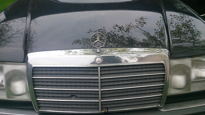 Mercedes W124 – Klasyk w świetnym stanie Warsaw - photo 3