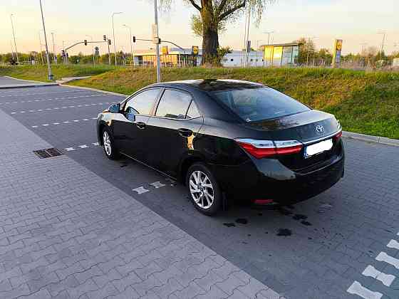Toyota Corolla 1.6 Benzyna Comfort 2018 Warszawa