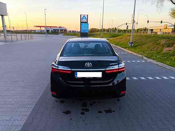 Toyota Corolla 1.6 Benzyna Comfort 2018 Warszawa