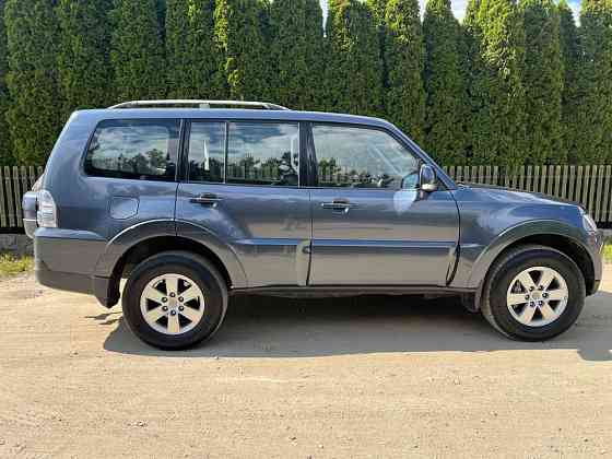 Mitsubishi Pajero 3.2 DI-D 4x4 Intense 7-osobowy Śródmieście