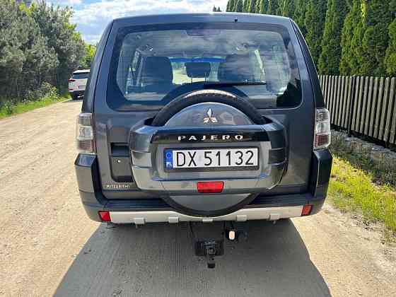 Mitsubishi Pajero 3.2 DI-D 4x4 Intense 7-osobowy Śródmieście