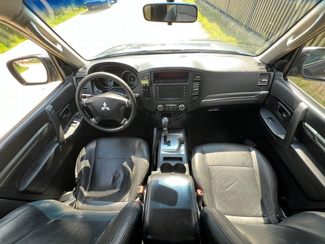 Mitsubishi Pajero 3.2 DI-D 4x4 Intense 7-osobowy Śródmieście - photo 5
