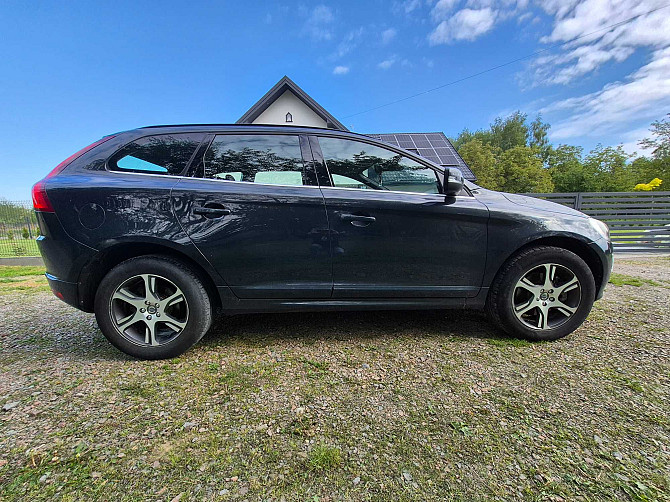 Volvo XC60 2.0 Diesel 181 KM - Bogate wyposażenie, zadbany Warsaw - photo 3