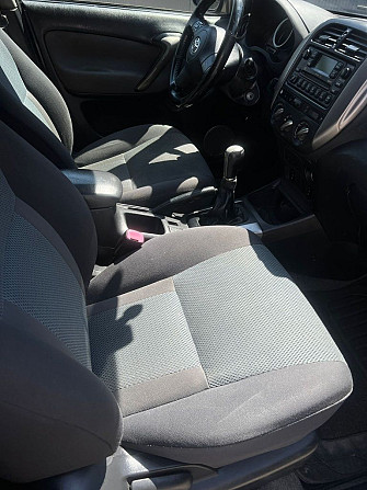 Toyota RAV-4 2.0 Diesel 115KM 4x4 Inowroclaw - photo 8
