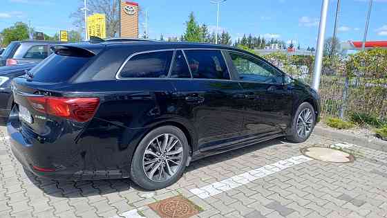 Toyota Avensis 2017 - Bezawaryjne auto z polskiego salonu Warszawa
