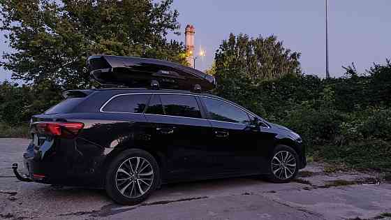 Toyota Avensis 2017 - Bezawaryjne auto z polskiego salonu Warszawa