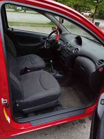 Toyota Yaris 2004 – ekonomiczne miejskie auto Warszawa