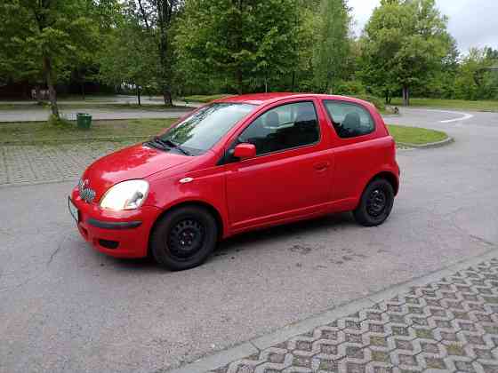Toyota Yaris 2004 – ekonomiczne miejskie auto Warszawa
