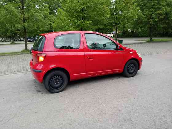 Toyota Yaris 2004 – ekonomiczne miejskie auto Warszawa